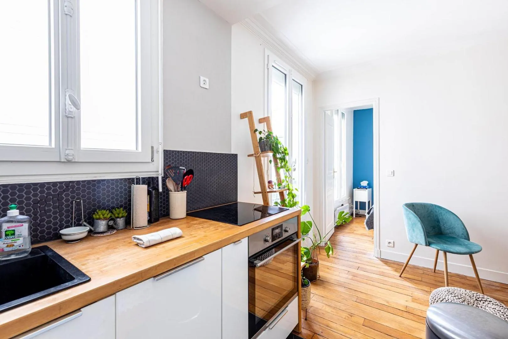 Guestready - Tranquil Hideaway In The Vibrant 15th Lejlighed
